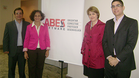 Seminário Exportar é Inovar - com palestrantes da APEX e Softex