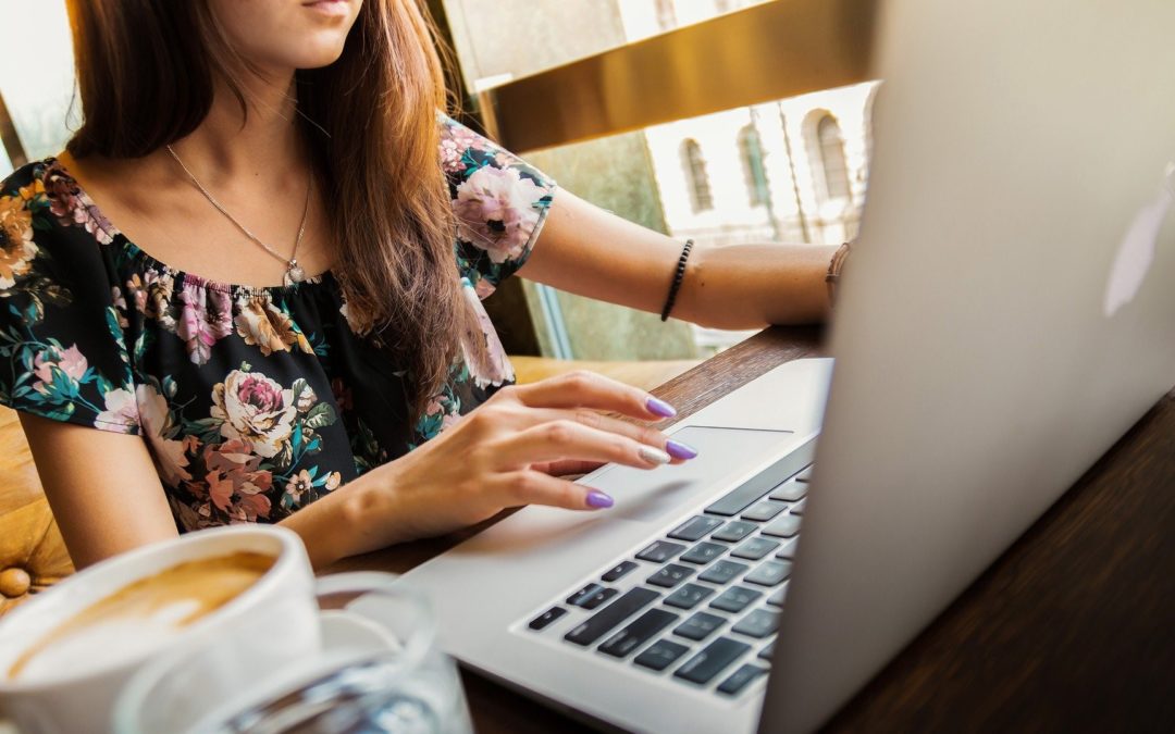 Softex une-se à Microsoft para capacitar 100 mil mulheres em tecnologia