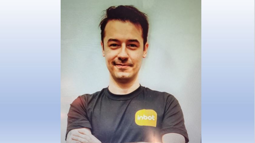 INSITE é pioneira na integração de chatbots e IA no Brasil com design conversacional humanizado e fluido