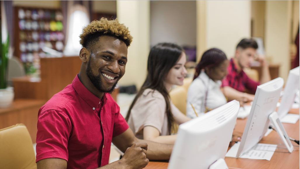 Bradesco abre inscrições para seu Programa de Estágio 2023 Tecnologia