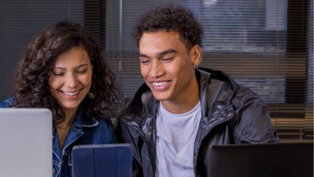 Nove empresas buscam 138 estagiários em nove estados