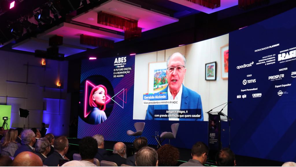 ABES CONFERENCE 2023 confirma a relevância do setor de TI para a inclusão social e o desenvolvimento econômico    