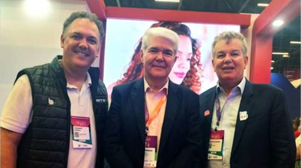 Grupo Benner e ABRH-PR firmam parceria para impulsionar inovação no setor de RH na região Sul do Brasil