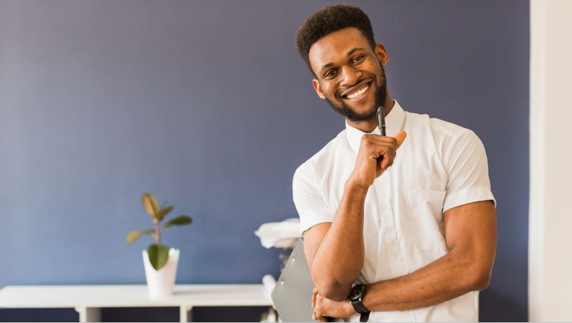 Programa de Estágio da Vivo abre cerca de 500 vagas e 50% delas são exclusivas para talentos negros