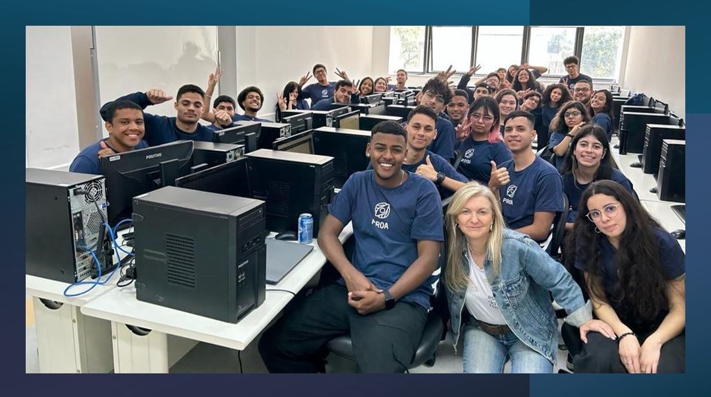 Escola da Nuvem e Instituto PROA formam gratuitamente 143 pessoas para atuar profissionalmente com Tecnologia e Cloud Computing