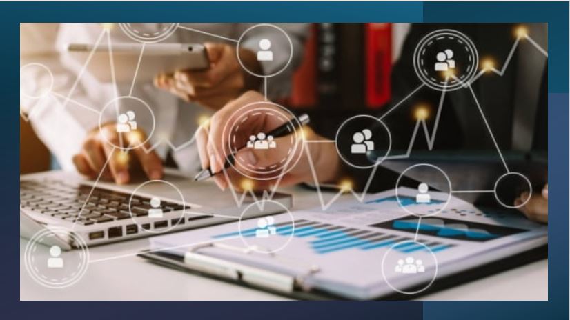 Transparência, colaboração e agilidade no alcance de resultados estão entre os benefícios do uso da metodologia de OKRs nas empresas