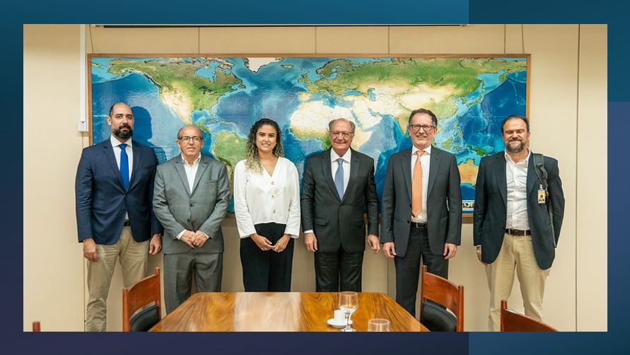 ABES e Vice-presidente Alckmin discutem a competividade do setor brasileiro de TI