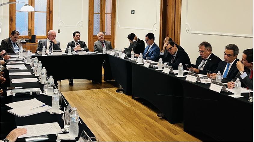 Em debate com especialistas, TCU aborda transformação no controle externo e inovações na lei de licitações