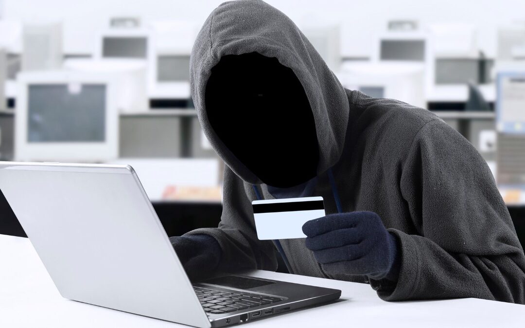 Quase 7 milhões de tentativas de fraude foram registradas no 1º semestre de 2025; setor bancário é principal alvo