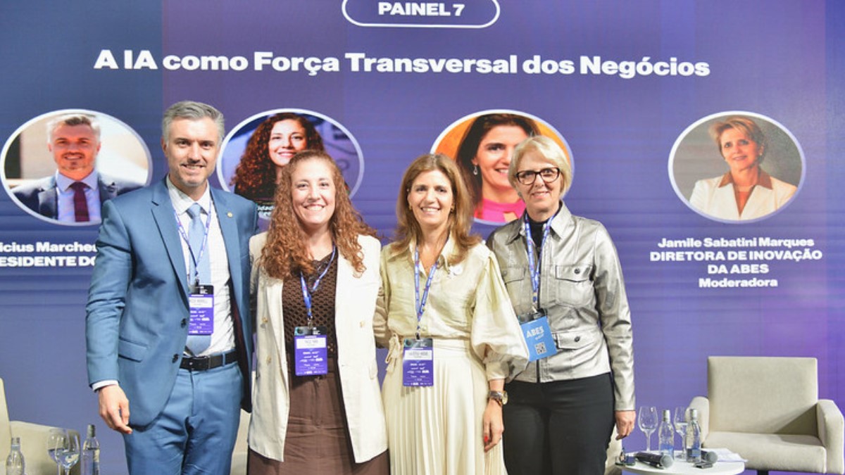 IA Transversal: como dados, governança e formação redefinirão as cidades e a área da Saúde