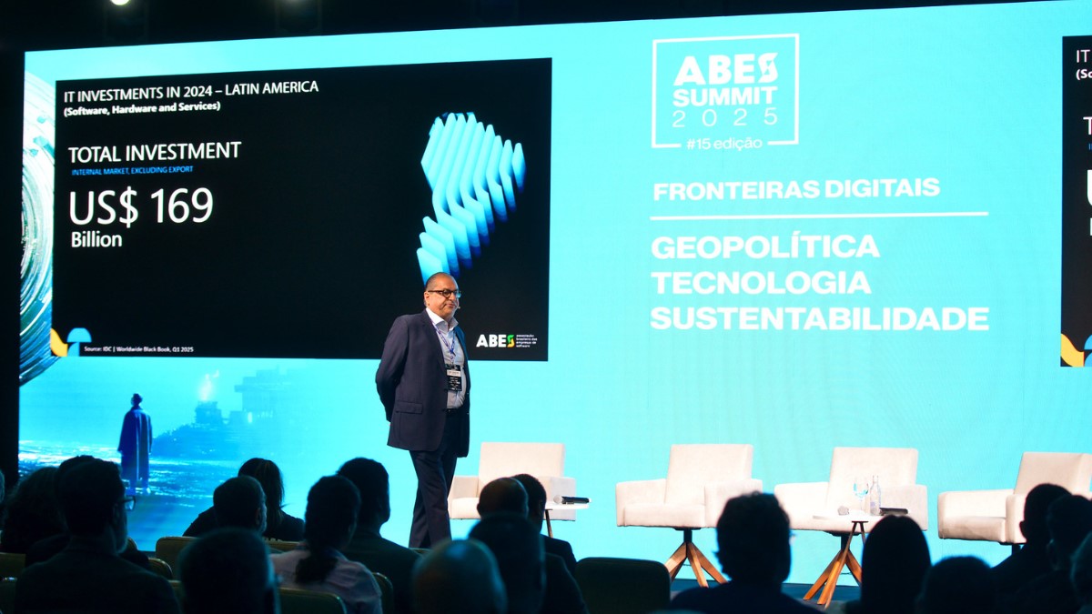 ABES lança painel interativo do estudo sobre o mercado de software no ABES Summit 2025