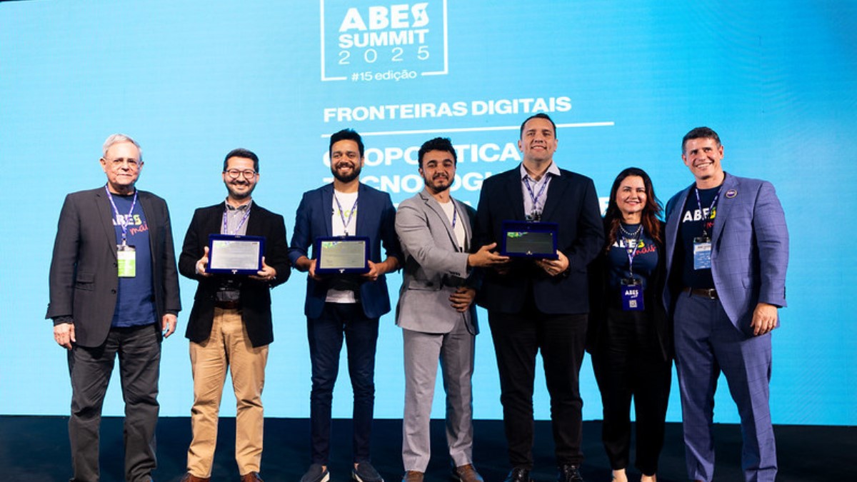 Lideranças da transformação digital: confira os vencedores do Prêmio Brasil, País Digital 2025