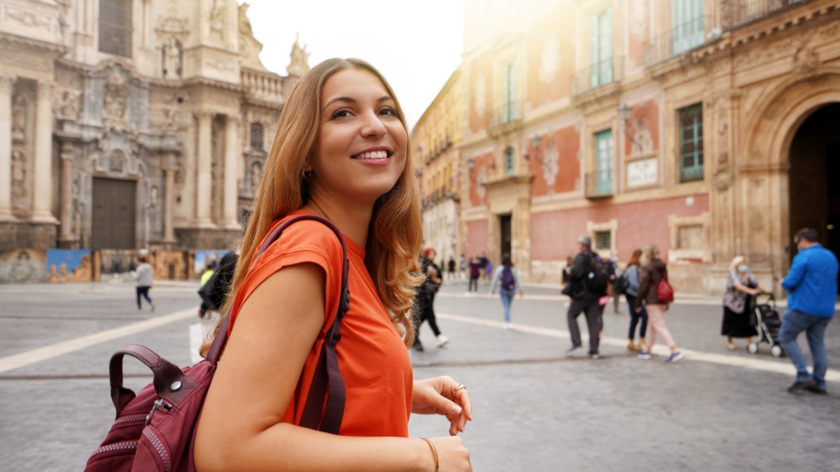 Santander abre inscrições para programa de intercâmbio em Madri voltado à formação de jovens líderes