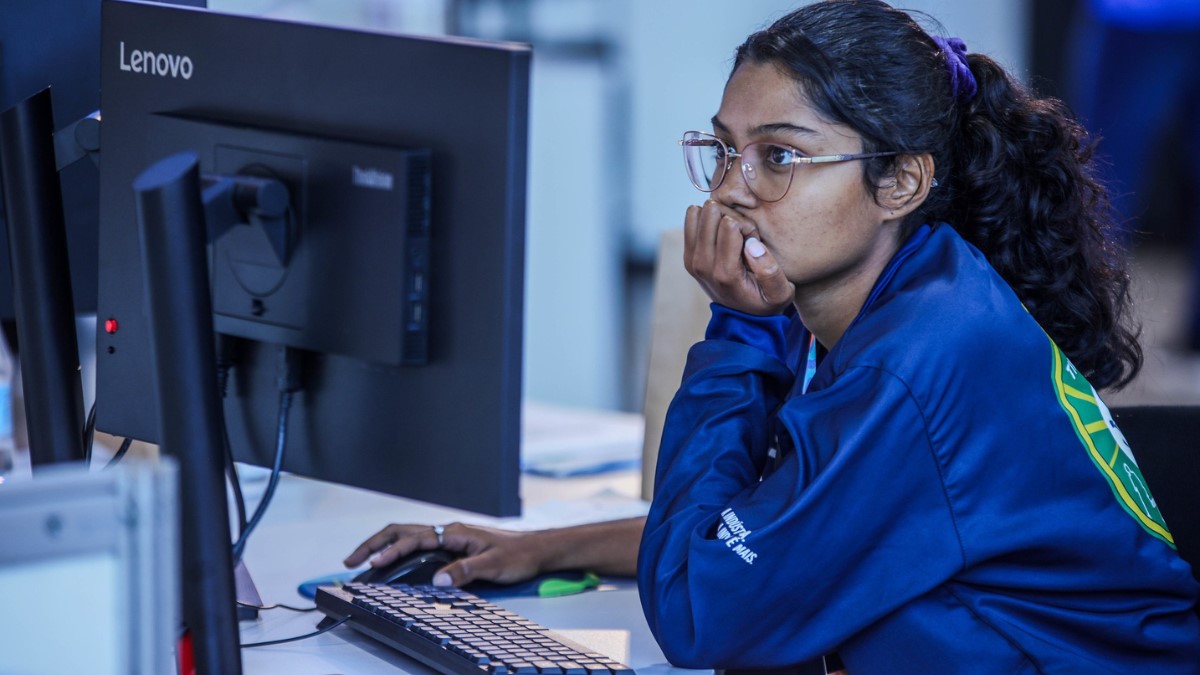 Petrobras e SENAI lançam programa de tecnologia nacional gratuito para jovens
