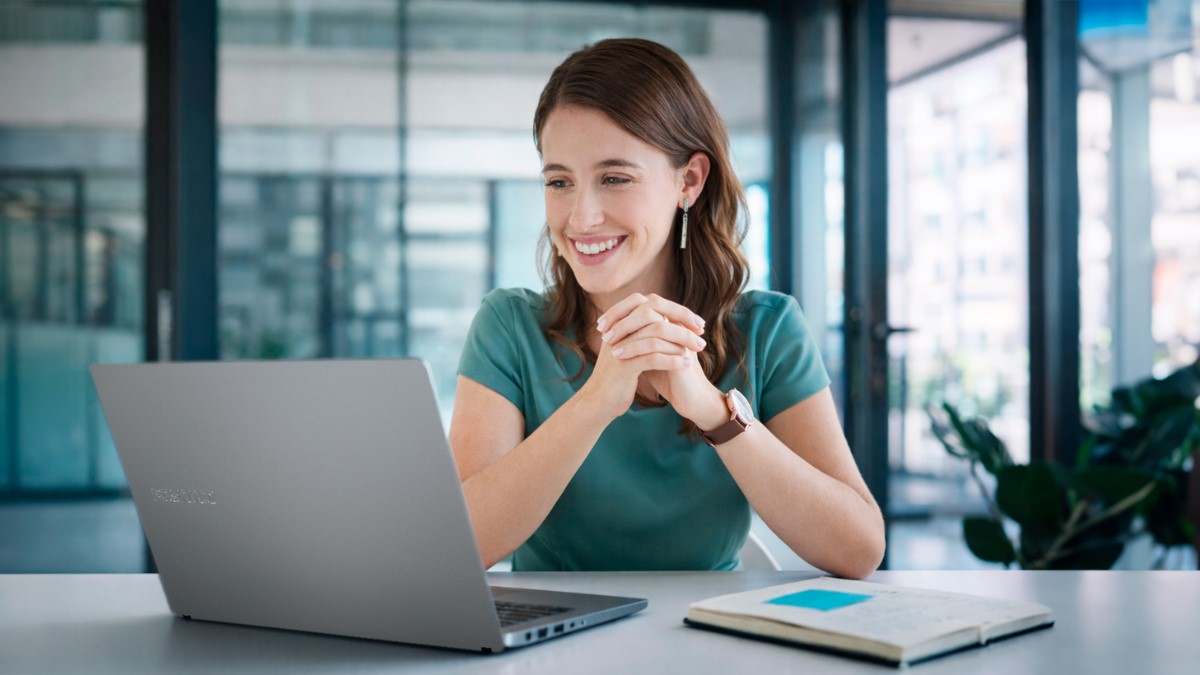 Positivo Tecnologia aposta em AI PCs para impulsionar reestruturação de TI com foco em desempenho, segurança e inteligência artificial