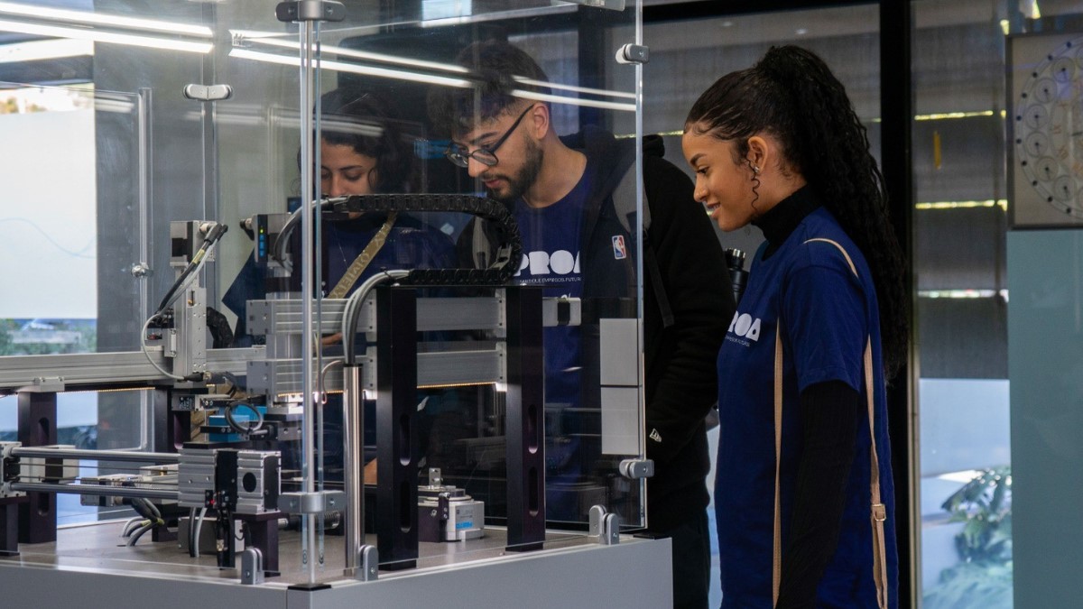 Instituto PROA oferece curso gratuito de programação a jovens